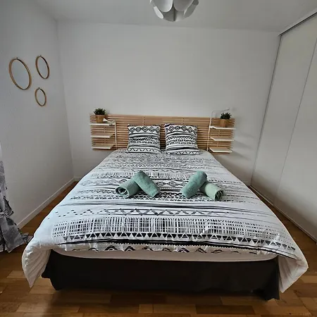 Aux Portes Des A Huitres - - Awards2026 Apartamento *
