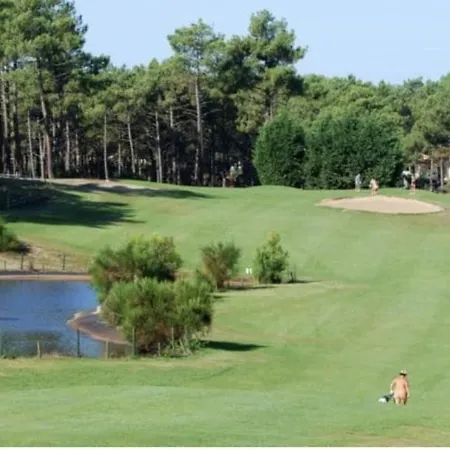Aux Portes Des A Huitres - - Awards2026 Apartamento *
